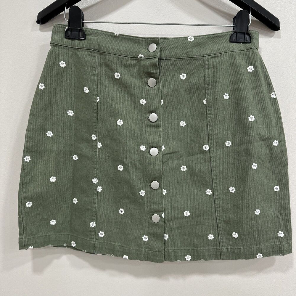 Francesca's Mini Skirt Large Green Daisy Button Cotton High Waist Casual Preppy